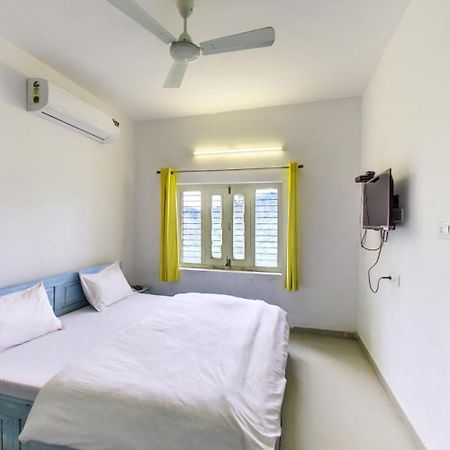 Bed and Breakfast SHIKHAR BUNGLOW - A Stunning Valley View Bungalow in Mount Abu Exterior foto