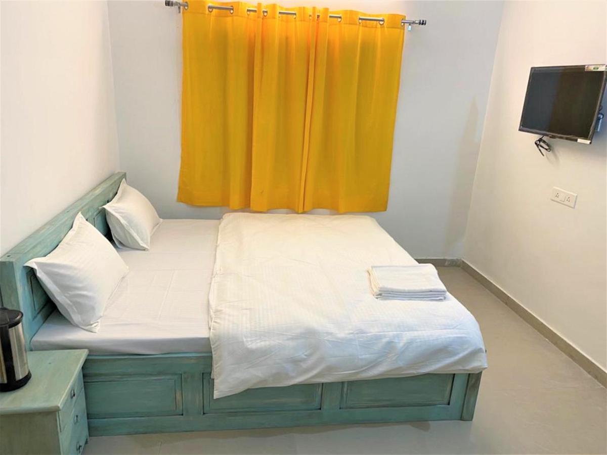 Bed and Breakfast SHIKHAR BUNGLOW - A Stunning Valley View Bungalow in Mount Abu Exterior foto