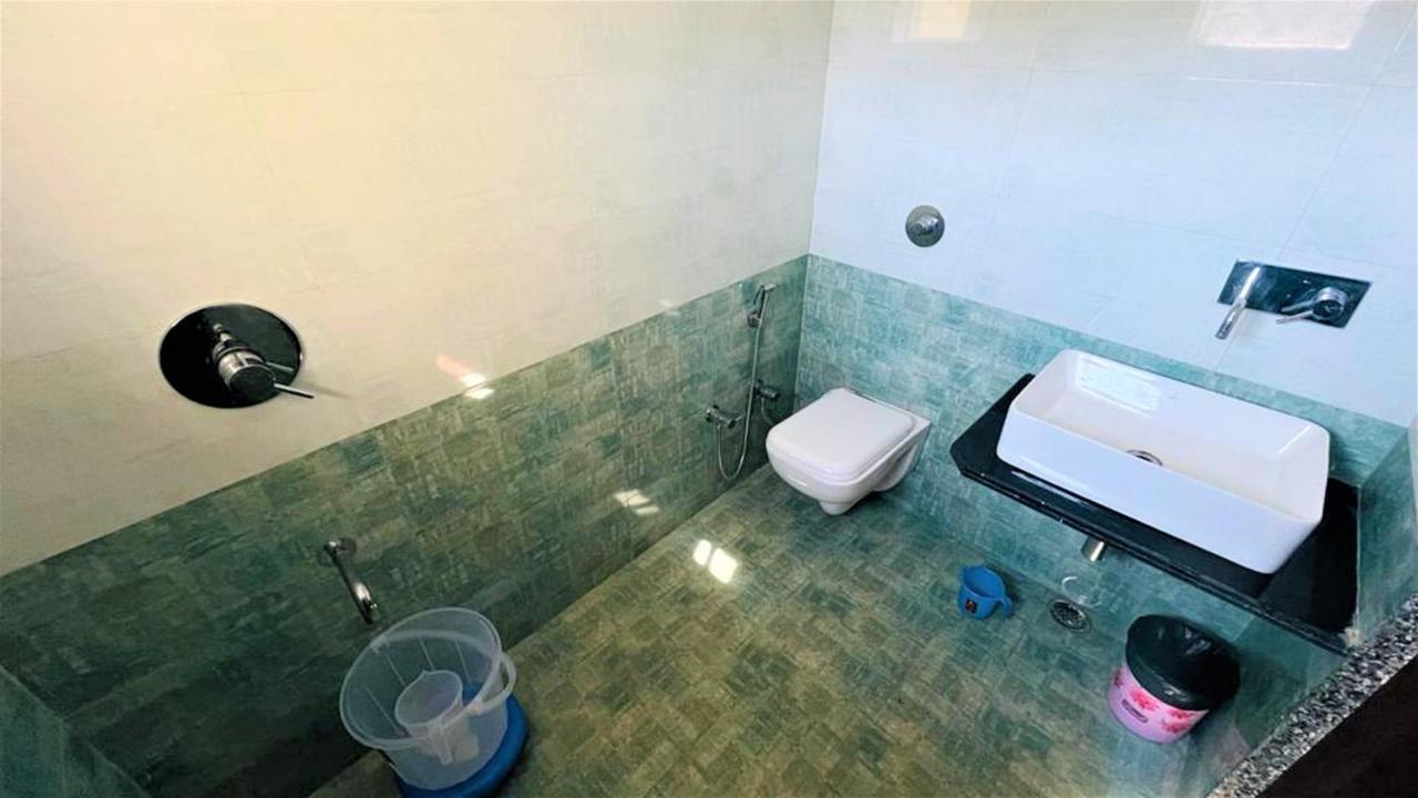 Bed and Breakfast SHIKHAR BUNGLOW - A Stunning Valley View Bungalow in Mount Abu Exterior foto